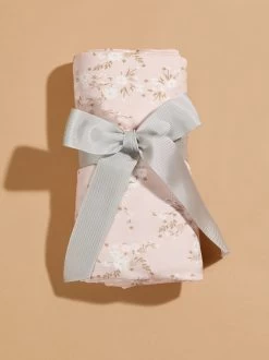 Sweet Magnolia Swaddle